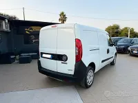 Usata Fiat Doblò 120 CV (88 kW) 2016 Bianco Monovolume
