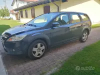 Usata Ford Focus 90 CV (66 kW) 2008 Grigio Station wagon
