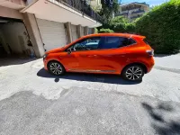 Usata Renault Clio V Techno 91 CV (66 kW) 2024 Arancione Berlina