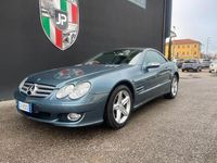 Usata Mercedes SL350 272 CV (200 kW) 2007 Grigio Cabrio