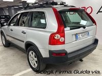Usado Volvo XC90 Executive 163 HP (119 kW) 2004 Cinzento SUV