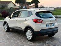 Usata Renault Captur 90 CV (66 kW) 2014 Beige SUV