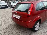 Usata Ford Fiesta Ghia 80 CV (58 kW) 2008 Rosso Utilitaria