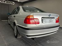 Usata BMW 318 Efficient Dynamics 118 CV (86 kW) 1999 Argento Berlina