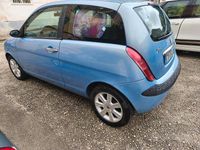 Usata Lancia Ypsilon 69 CV (50 kW) 2005 Blu Utilitaria