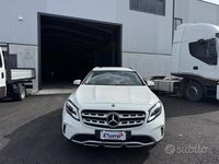 Usata Mercedes GLA200 136 CV (100 kW) 2019 Bianco SUV