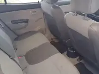 Usata Kia Picanto 61 CV (44 kW) 2003 Bianco Utilitaria
