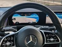 Usata Mercedes GLB200 150 CV (110 kW) 2020 Grigio SUV