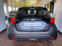 Usata Toyota Yaris 72 CV (52 kW) 2021 Grigio Utilitaria