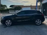 Usata Mercedes GLA200 Business 136 CV (100 kW) 2016 Nero SUV