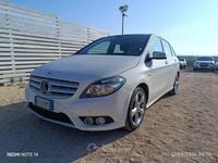 Usata Mercedes B180 Premium 109 CV (80 kW) 2012 Bianco Monovolume