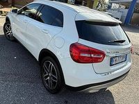 Usata Mercedes GLA180 109 CV (80 kW) 2017 Bianco SUV
