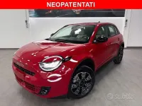 Nuova Fiat 600 La Prima 145 CV (106 kW) 2025 Rosso SUV