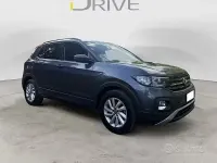 Usata VW T-Cross Style 110 CV (80 kW) 2022 Grigio SUV