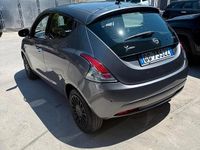 Usata Lancia Ypsilon S 69 CV (50 kW) 2021 Grigio Utilitaria