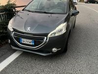 usata Peugeot 208 blue hdi