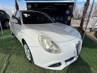 Usata Alfa Romeo Giulietta Exclusive 105 CV (77 kW) 2014 Bianco Utilitaria