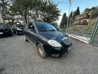Usata Lancia Ypsilon 90 CV (66 kW) 2007 Nero Utilitaria