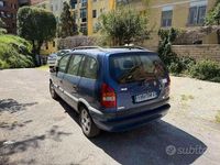 Usata Opel Zafira 125 CV (91 kW) 2002 Blu Monovolume