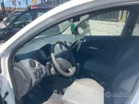 Usata Ford Fusion 68 CV (50 kW) 2010 Bianco Utilitaria