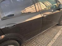 Usata Fiat Punto 85 CV (62 kW) 2011 Nero Utilitaria
