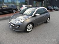 Usata Opel Adam Glam 87 CV (63 kW) 2016 Grigio scuro Utilitaria