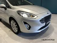 Second-hand Ford Fiesta Titanium 101 CP (74 kW) 2019 Argintiu Berlinǎ