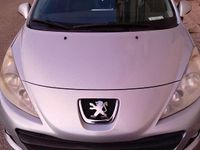 Gebraucht Peugeot 207 Active 68 PS (50 kW) 2012 Limousine