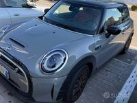 Usata Mini Cooper SE Essential 75 kW (102 CV) 2023 Nero Utilitaria