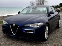 Usata Alfa Romeo Giulia Lusso 179 CV (131 kW) 2016 Blu/azzurro Berlina