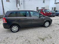 Usata Opel Zafira 150 CV (110 kW) 2012 Nero Monovolume