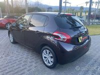 Usata Peugeot 208 68 CV (50 kW) 2013 Nero Utilitaria