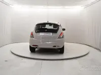 Usata Lancia Ypsilon Silver 69 CV (50 kW) 2018 Marrone Utilitaria
