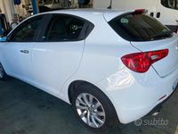 Usata Alfa Romeo Giulietta 120 CV (88 kW) 2016 Bianco Utilitaria