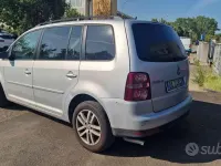 Usata VW Touran Trendline 109 CV (80 kW) 2008 Grigio Monovolume
