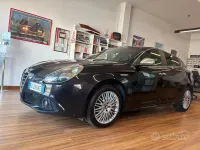 Usata Alfa Romeo Giulietta Distinctive 105 CV (77 kW) 2011 Nero Utilitaria
