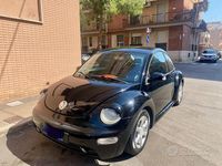 Usata VW New Beetle 90 CV (66 kW) 2004 Nero Utilitaria
