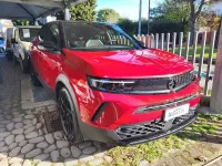Usata Opel Mokka GS Line 110 CV (80 kW) 2021 Bicolore rosso tetto nero SUV