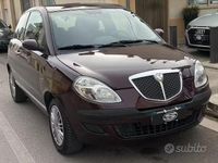 Usata Lancia Ypsilon 77 CV (56 kW) 2007 Viola Utilitaria