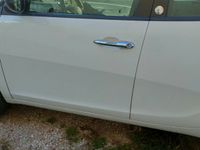 Usata Lancia Ypsilon 80 CV (58 kW) 2015 Bianco Utilitaria