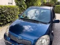 Usata Toyota Yaris Sol 65 CV (47 kW) 2003 Bluazzurro Berlina