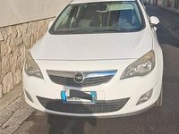 Usata Opel Astra 110 CV (80 kW) 2013 Bianco Station wagon