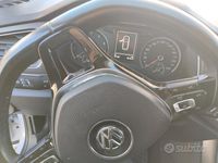 Usado VW T-Roc 150 CV (110 kW) 2018 Gris SUV