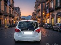 Usata Opel Meriva Cosmo 110 CV (80 kW) 2011 Bianco Monovolume