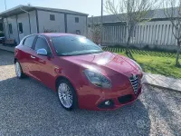 Usata Alfa Romeo Giulietta Business 105 CV (77 kW) 2015 Rosso Utilitaria