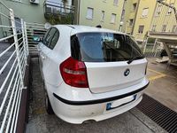 Usata BMW 118 143 CV (105 kW) 2008 Bianco Utilitaria