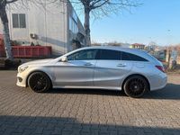 Usata Mercedes CLA220 Shooting Brake Night 177 CV (130 kW) 2016 Grigio Station wagon