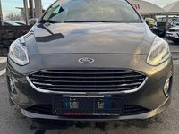 Usata Ford Fiesta Vignale 85 CV (62 kW) 2019 Grigio Utilitaria