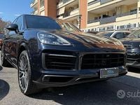 Usata Porsche Cayenne 340 CV (250 kW) 2022 Blu metallizzato SUV