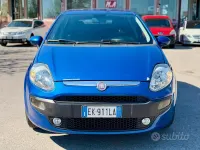 Usata Fiat Punto 77 CV (56 kW) 2011 Bluazzurro Utilitaria